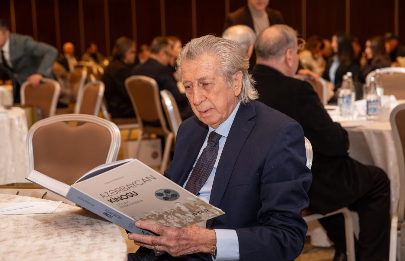 bp və TLM Azərbaycan kino ensiklopediyasını təqdim etdi (FOTO)